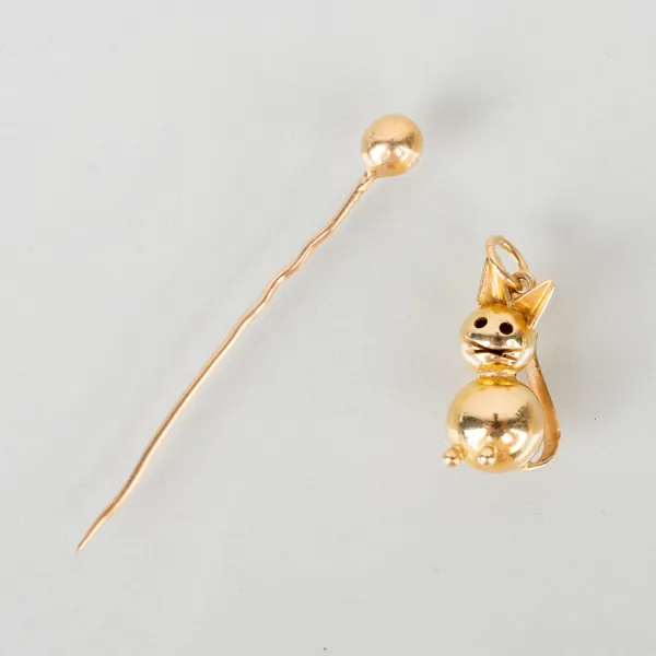 HÄNGE OCH BROSCHNÅL, 18k guld