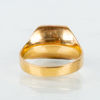 RING, 18k guld, med cabochonslipad opal, 1900-talets mitt