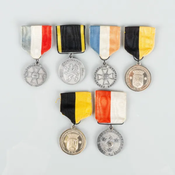 MEDALJER, 6 st, silver, 1900-tal