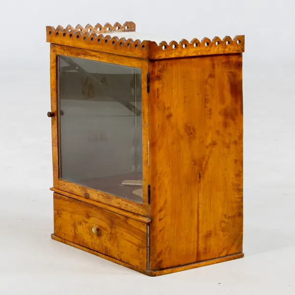 VÄGGSKÅP, björk, 1800-/1900-tal