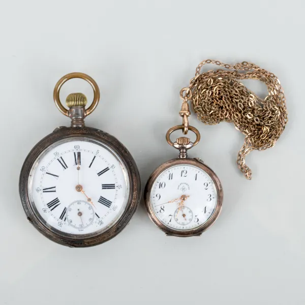 FICKUR, 2 st, silver, 1900-talets första hälft