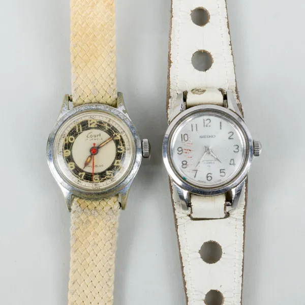 DAMARMBANDSUR, 2 st, stål, Seiko och Court, 1900-talets mitt