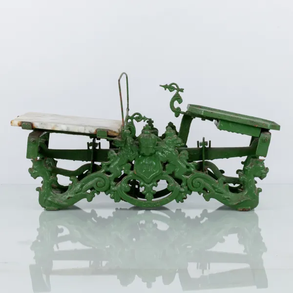 VÅG, gjutjärn, Husqvarna, 1800-/1900-tal