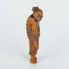 BÄLTESSPÄNNE/NETSUKE, skuret trä, Japan, Edo, sannolikt 1700-/1800-tal