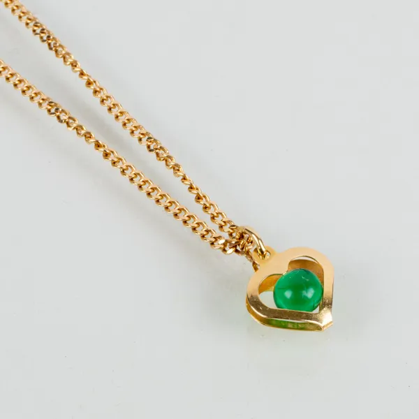 COLLIER, 18k, med hänge i form av hjärta