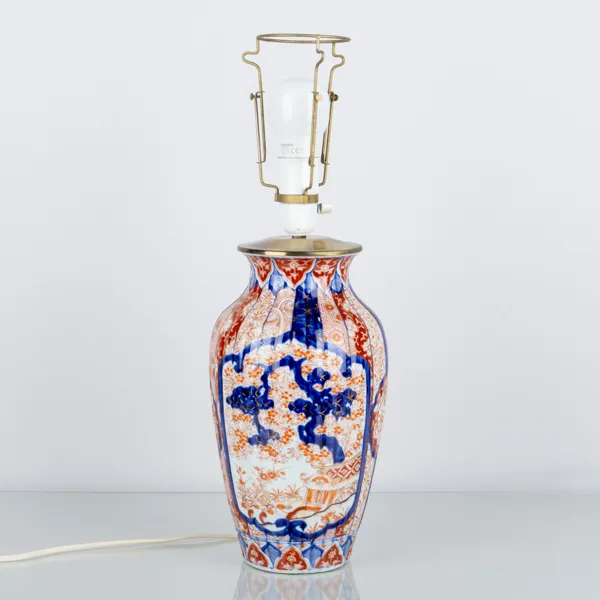 BORDSLAMPA, porslin, Imari, Japan, 1900-tal