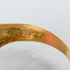 RING, 18k guld, med röd sten