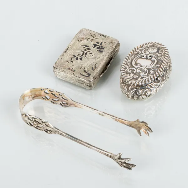 SILVERFÖREMÅL, 3 st, bla England och Italien, 1900-tal