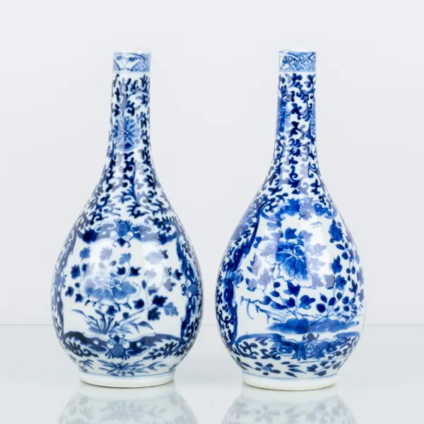VASER, 1 par, porslin, Kina, sannolikt 1800-tal