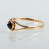 RING, 18k guld, med granat