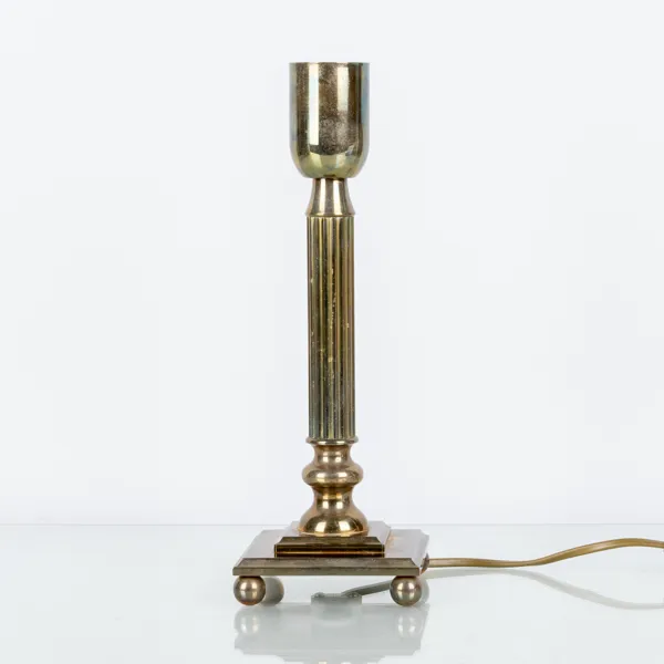 BORDSLAMPA, mässing, Gusum, signerad och daterad BK 2003
