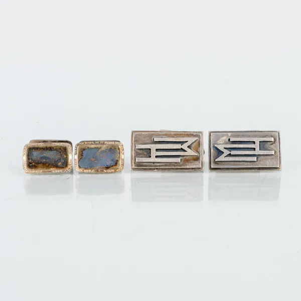 MANSCHETTKNAPPAR, 2 par, silver, K&EC, Göteborg 1955 och Stefan Guldsmedsateljé, Norrköping 1950