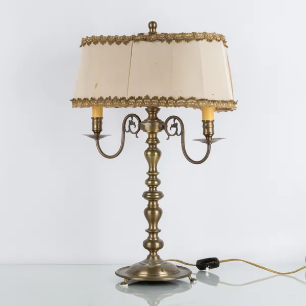 BORDSLAMPA, mässing, 1900-talets första hälft