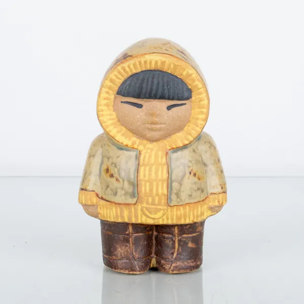 LISA LARSON, figur, stengods, "Nord", ur serien "All världens barn", Gustavsberg