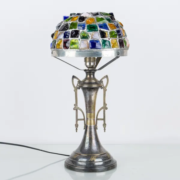 BORDSLAMPA, nysilver och glas, omkring år 1900