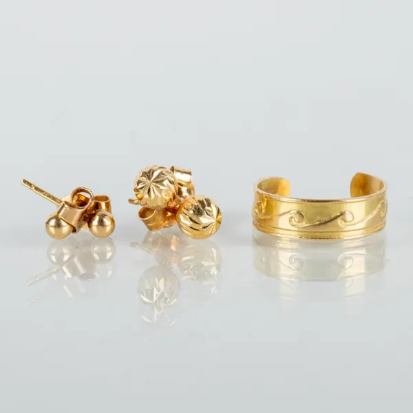 TÅRING OCH ÖRHÄNGEN, 6 del, 18k guld