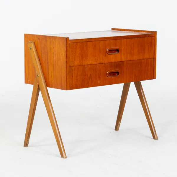 BYRÅ, teak, 1950-/60-tal