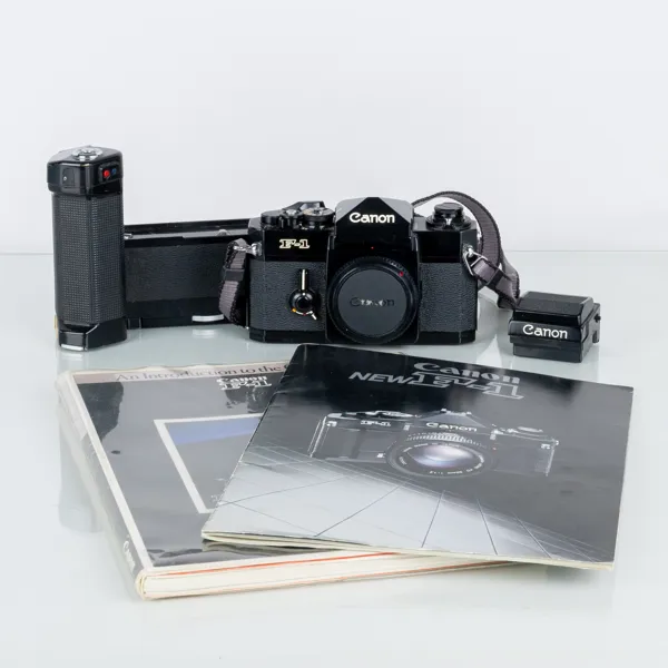 KAMERA, Canon F-1