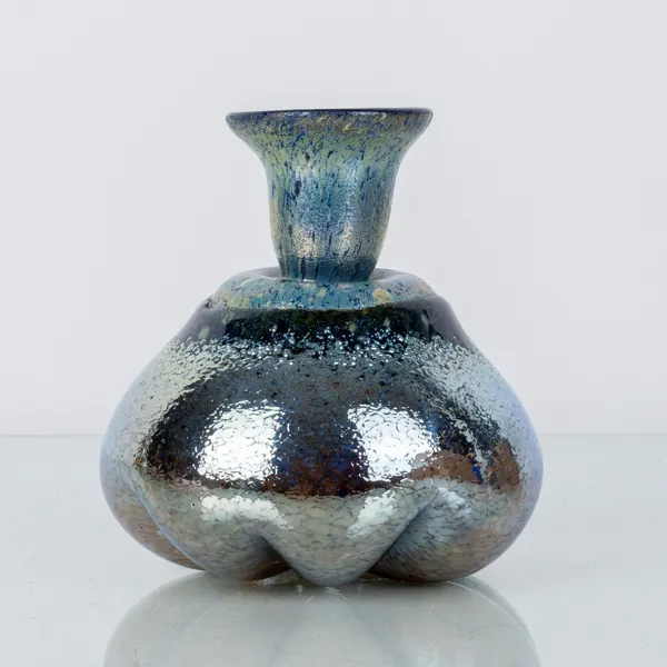 MILAN VOBRUBA, vas, glas, signerad