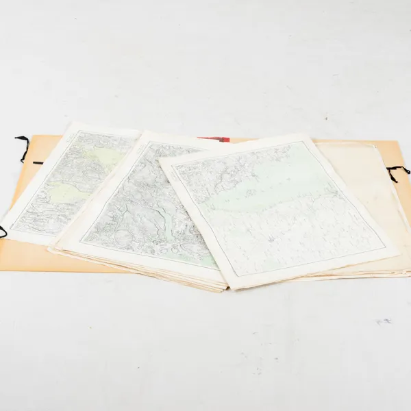 SAMLING KARTBLAD, ca 60 st, från Generalstabens litografiska anstalt, 1900-talets mitt