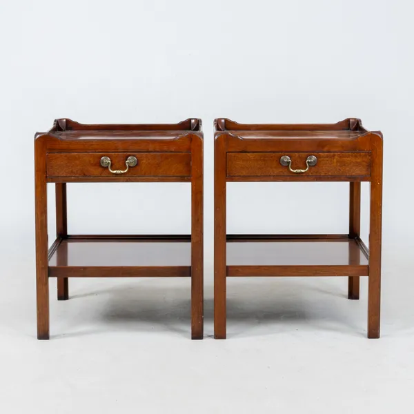 SIDOBORD, 1 par, engelsk stil, 1900-tal