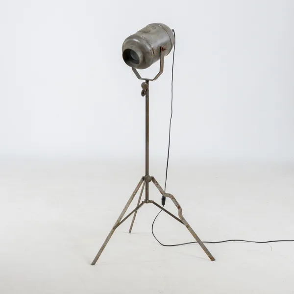 GOLVLAMPA, metall, industristil