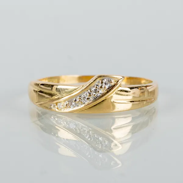 RING, 18k guld, med fem diamanter, 1900-/2000-tal