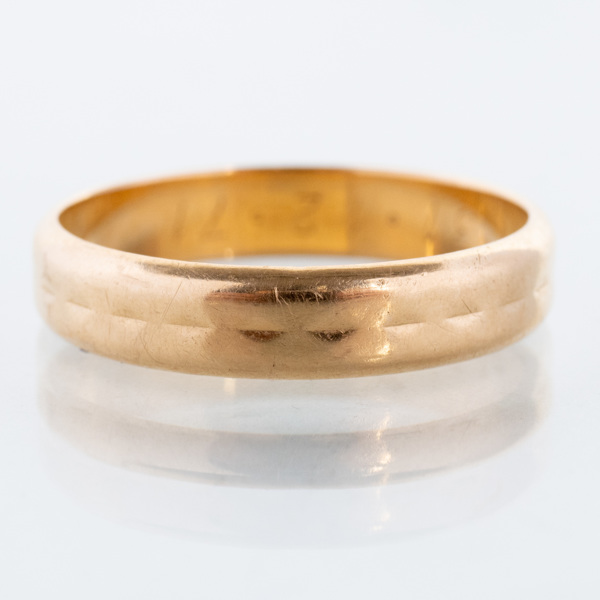 RING, 18k guld, vikt ca 5,2 g