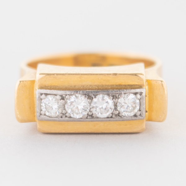 RING, 18k guld, Nils Dahlström 1954, med fyra briljantslipade diamanter, tot vikt ca 9,5 g_959a_8d9f0743bf6bda9_lg.jpeg
